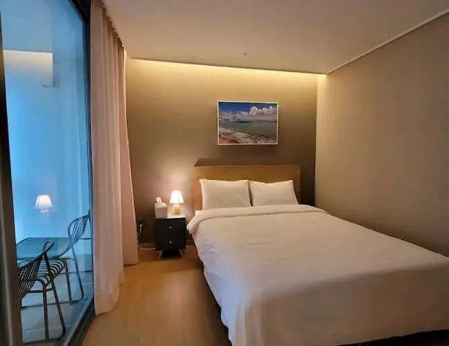 Апарт-отель Elbon The With A1 3*